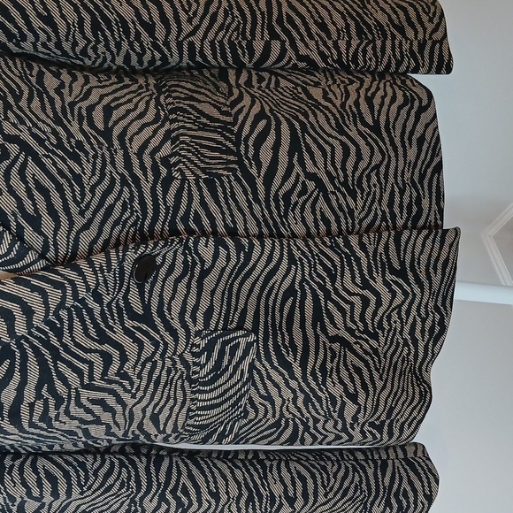 Women's Elie Tahari Animal Print Blazer Size 10 - Picture 3 of 7